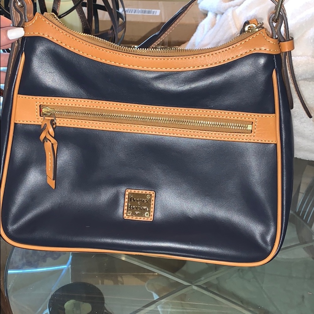 Dooney and bourke purse